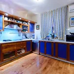 펜션 Family Four Bedroom With Pool *