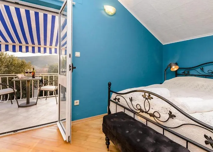 Family Four Bedroom With Pool Vakantiehuis *