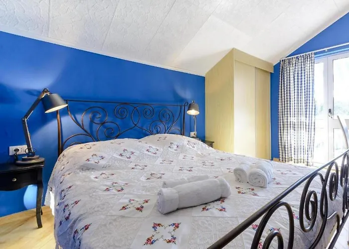 Family Four Bedroom With Pool Tatil Evi