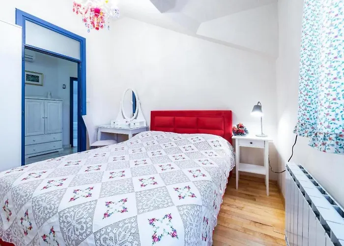 Family Four Bedroom With Pool *